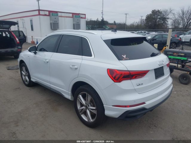2023 AUDI Q3 WA1EECF3XP1102608 Photo 2