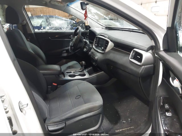 2018 KIA SORENTO 5XYPGDA38JG347355 Photo 4