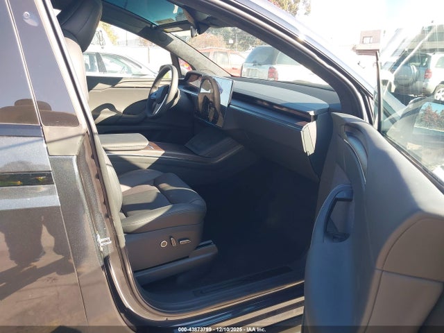 2026 TESLA MODEL X 7SAXCDE52TF478611 Photo 4