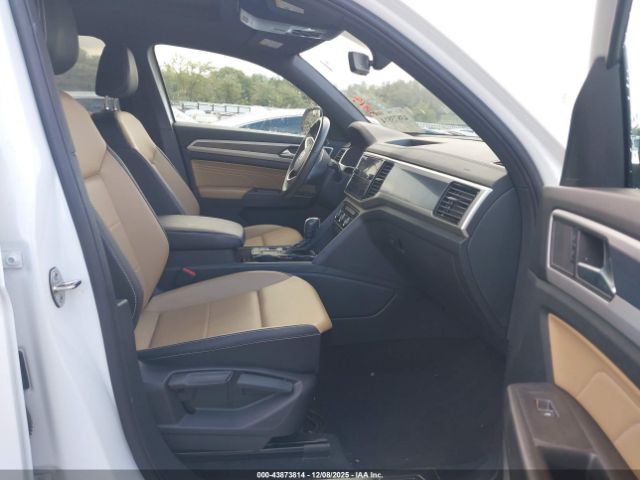 2023 VOLKSWAGEN ATLAS CROSS SPORT 1V2JE2CAXPC206293 Photo 4