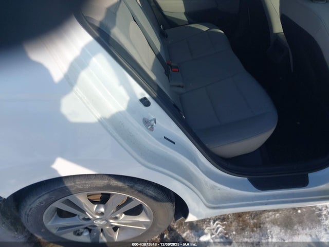 Aukcja sprzedaży 2017 Hyundai Elantra Se, vin: 5NPD84LF0HH156846, numer aukcji: 43873848