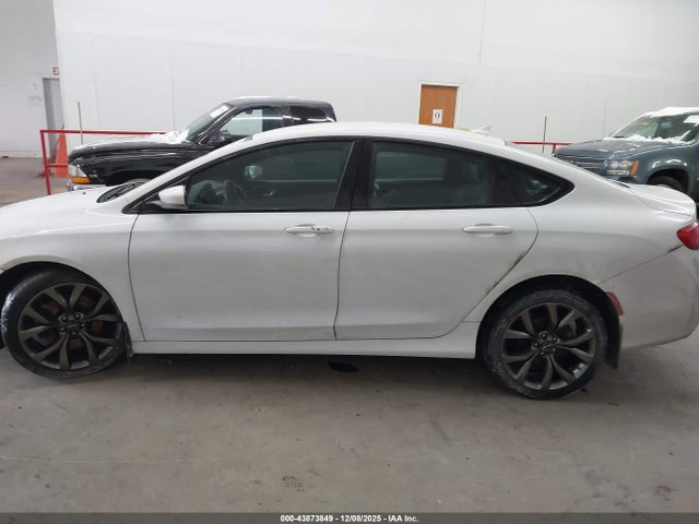Chrysler 200 S 2016 1C3CCCBB8GN135071 Image 15