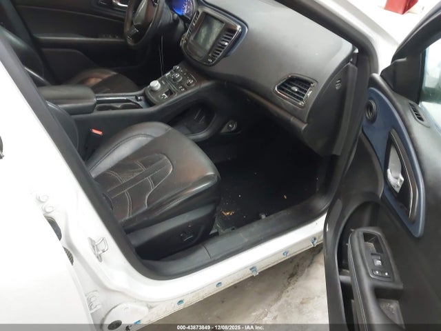 Chrysler 200 S 2016 1C3CCCBB8GN135071 Image 5