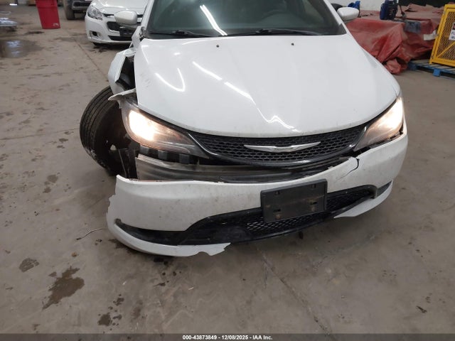 Chrysler 200 S 2016 1C3CCCBB8GN135071 Image 6