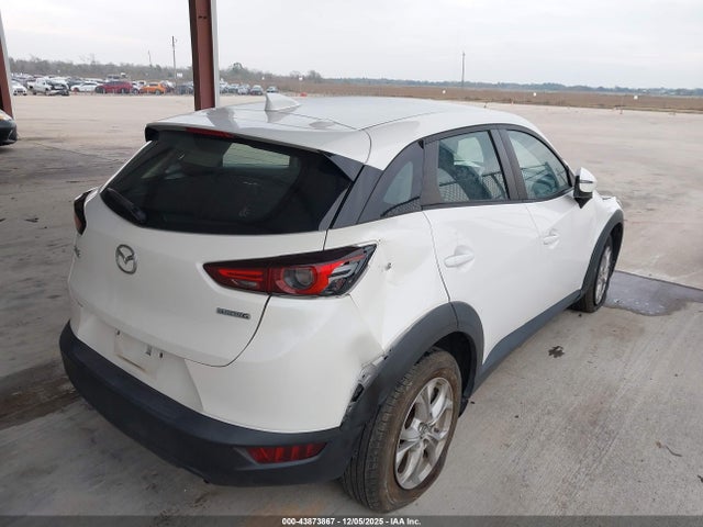 2021 MAZDA CX-3 JM1DKDB79M1500476 Photo 3