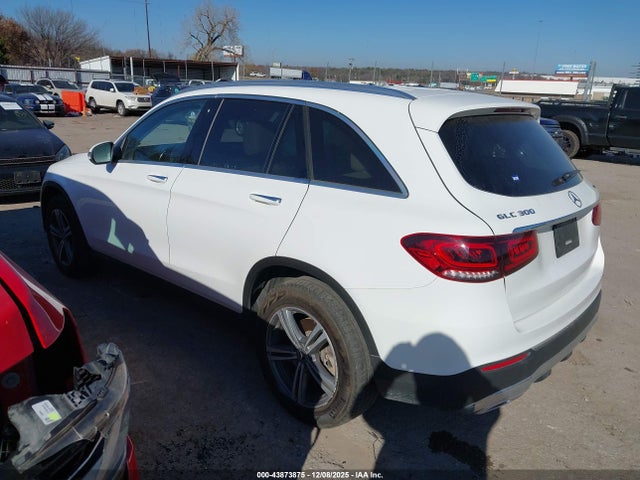 43873875 :رقم المزاد ، W1N0G8EB8LF835536 vin ، 2020 Mercedes-benz Glc 300 4matic مزاد بيع