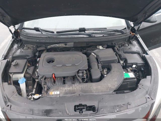 Продажа на аукционе авто 2015 Hyundai Sonata Se, vin: 5NPE24AFXFH097567, номер лота: 43873932