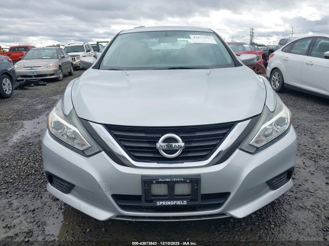 1N4AL3AP1HN324765 Nissan Altima 2.5 S