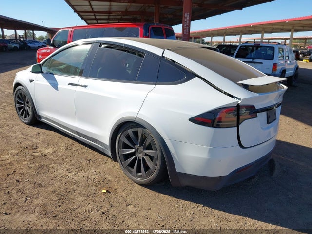 2023 TESLA MODEL X 7SAXCDE57PF380440 Photo 2