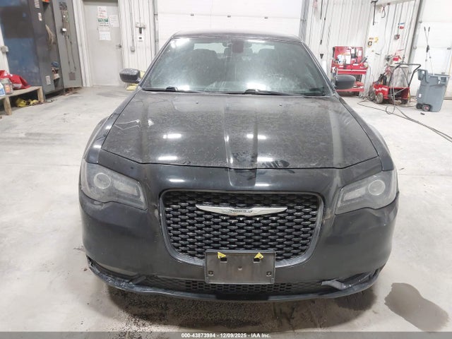 Chrysler 300 300s Awd 2018 2C3CCAGG3JH267843 Image 13