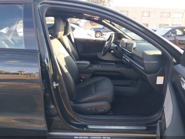 2023 HYUNDAI IONIQ 6 KMHM54AA5PA035084 Photo 4