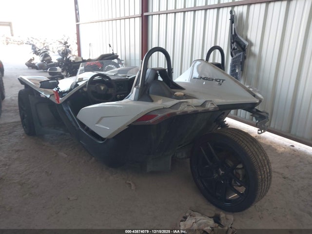 2022 POLARIS SLINGSHOT 57XAATHD4N8148842 Photo 2