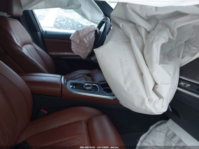 2023 BMW X7 5UX23EM04P9R18295 Photo 4