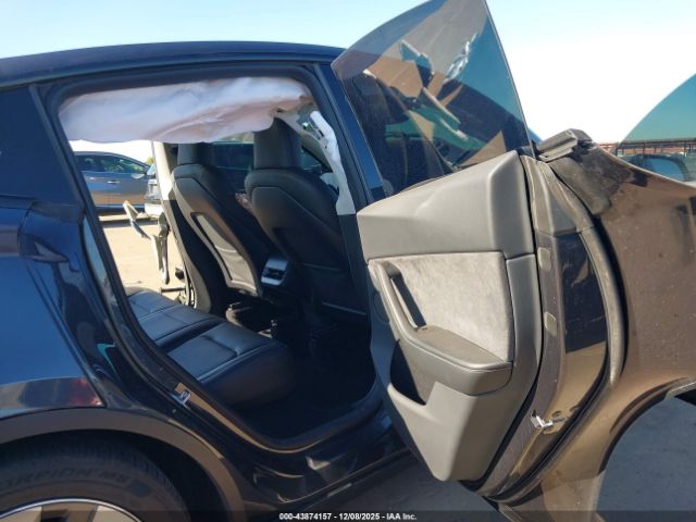 2024 TESLA MODEL Y 7SAYGDEE1RA271982 Photo 7