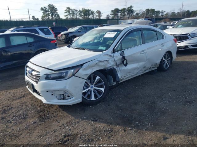 2018 SUBARU LEGACY 4S3BNAN6XJ3035948 Photo 1