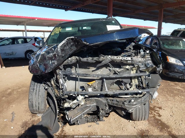 1GNSKFKDXNR233383 Chevrolet Suburban 4wd Premier