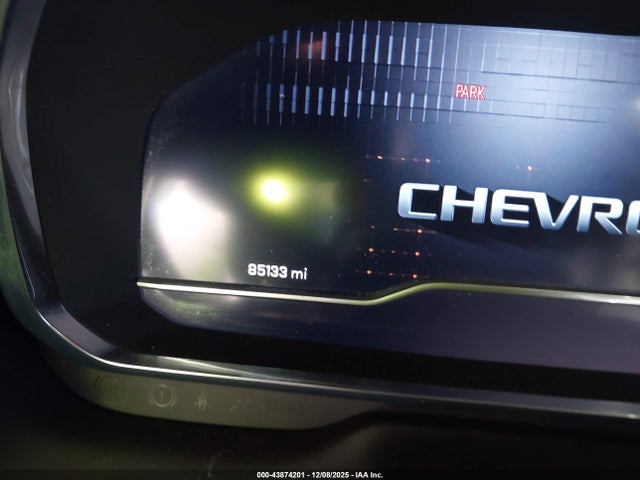 1GNSKFKDXNR233383 Chevrolet Suburban 4wd Premier