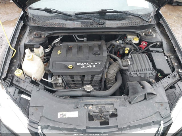 43874223 :رقم المزاد ، 1C3CCBBB7EN171583 vin ، 2014 Chrysler 200 Touring مزاد بيع
