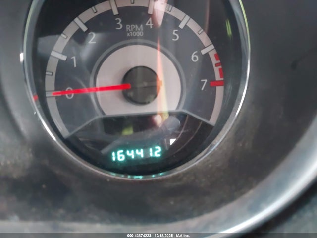 43874223 :رقم المزاد ، 1C3CCBBB7EN171583 vin ، 2014 Chrysler 200 Touring مزاد بيع