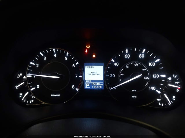 JN8AY2NC2KX511879 Nissan Armada Sl