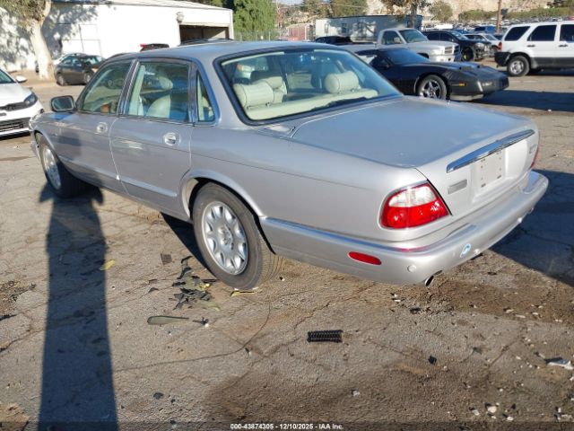 2003 JAGUAR XJ SAJDA14C93LF57828 Photo 2