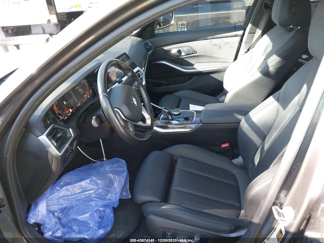 2019 BMW 330I 3MW5R1J57K8B02087 Photo 4