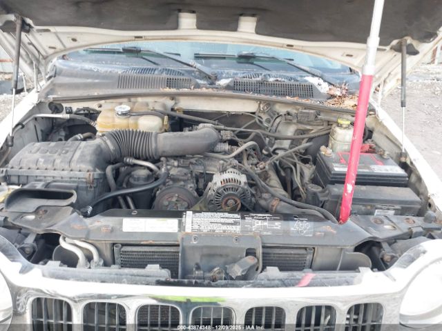 2005 JEEP LIBERTY 1J4GL58K05W720079 Photo 9