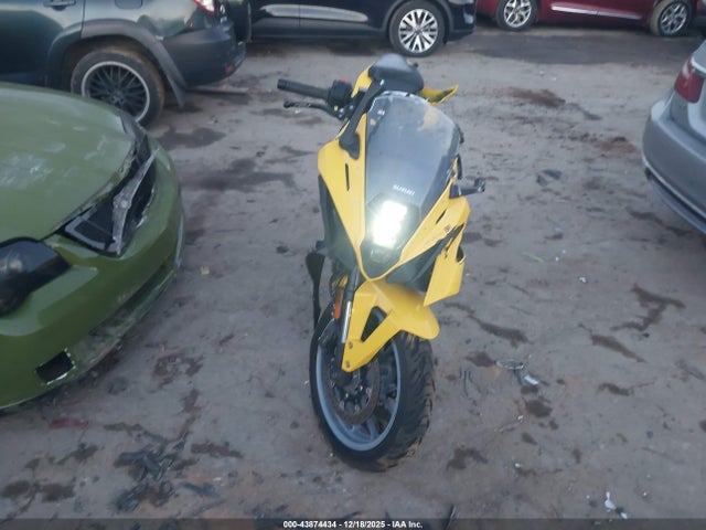 Suzuki Gsx800 F 2025 JS1EM13B5S7101388 Image 5