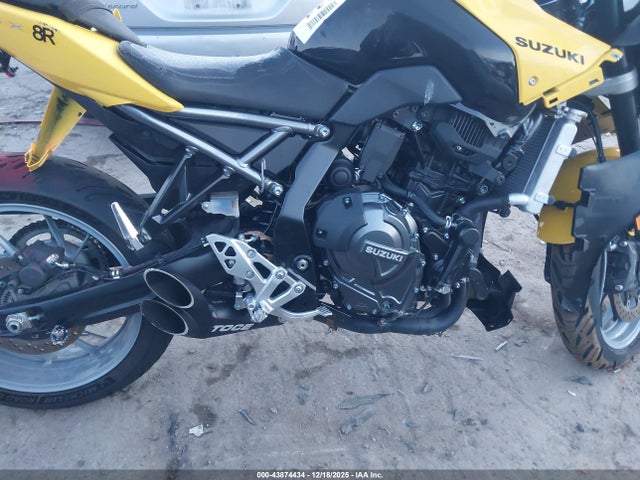 Suzuki Gsx800 F 2025 JS1EM13B5S7101388 Image 8