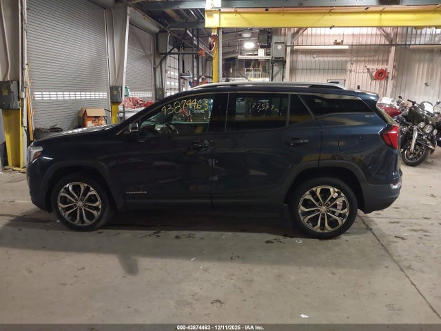 3GKALVEX1JL303053 GMC Terrain Slt