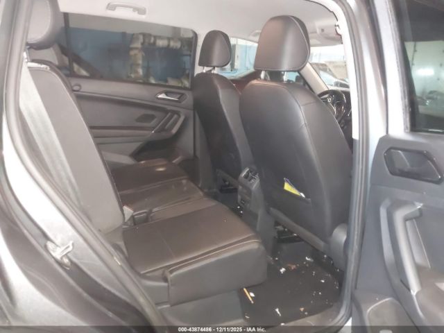 2018 VOLKSWAGEN TIGUAN 3VV3B7AXXJM088406 Photo 7