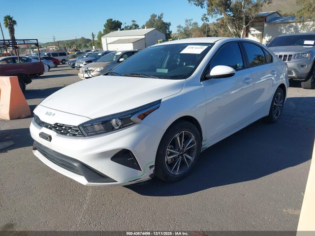 KIA Forte Lxs 2023 3KPF24ADXPE675014 Image 2