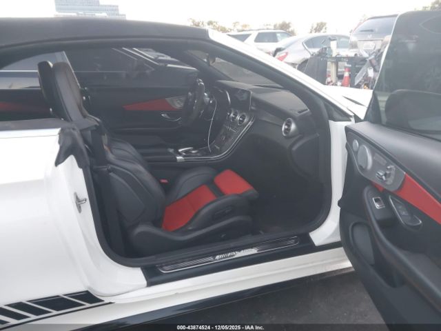 2019 MERCEDES-BENZ AMG C 63 WDDWK8HB8KF835391 Photo 4