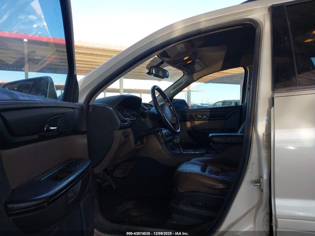 1GKKRSKD2EJ173888 GMC Acadia Slt-2