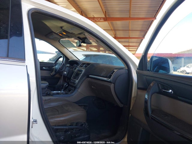 1GKKRSKD2EJ173888 GMC Acadia Slt-2