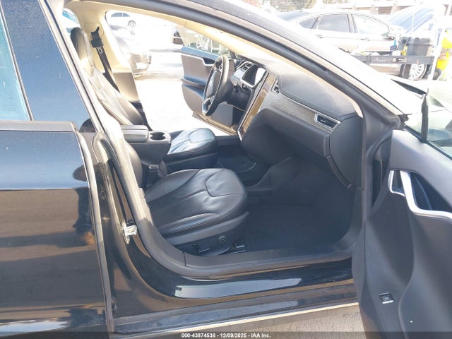 2013 TESLA MODEL S 5YJSA1DN7DFP13423 Photo 4
