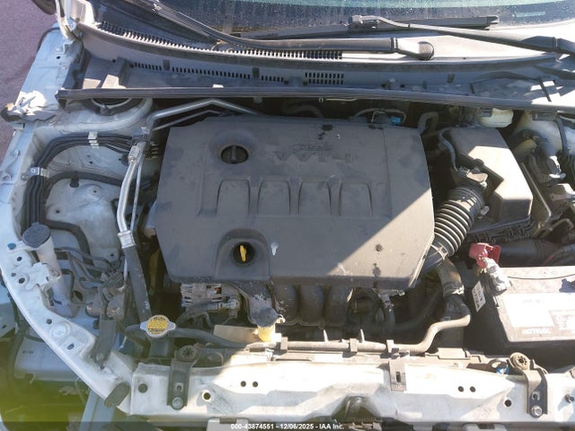Toyota COROLLA SE 2017 5YFBURHE5HP625027 Image 10