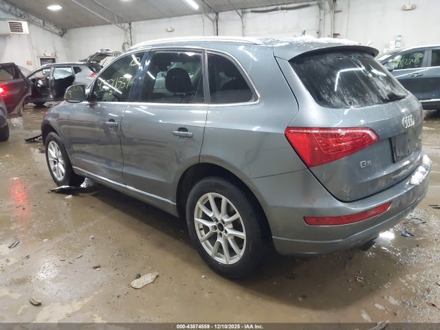 2012 AUDI Q5 WA1LFAFP5CA061181 Photo 2
