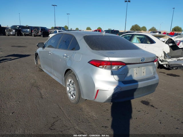 Toyota Corolla Hybrid Le 2023 JTDBCMFE2P3025288 Image 3