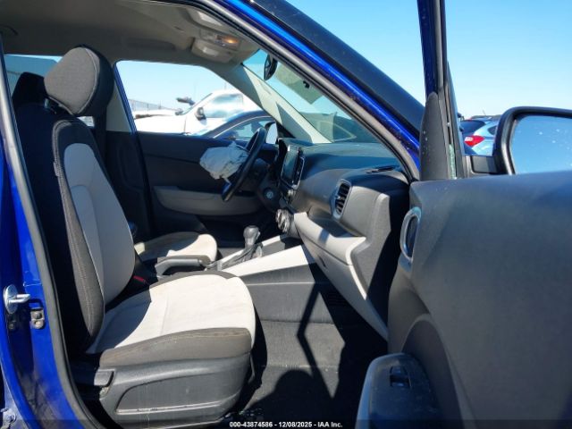 2021 HYUNDAI VENUE KMHRC8A36MU070991 Photo 4