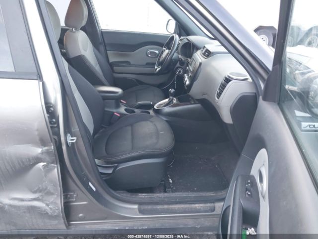 2016 KIA SOUL KNDJP3A52G7238767 Photo 4
