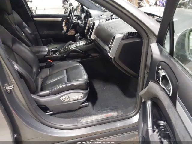 2018 PORSCHE CAYENNE WP1AD2A28JLA80991 Photo 4