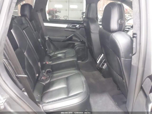 2018 PORSCHE CAYENNE WP1AD2A28JLA80991 Photo 7