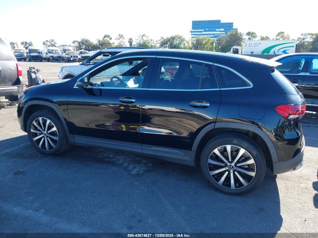 W1N4N4GB8PJ444614 Mercedes-Benz GLA 250