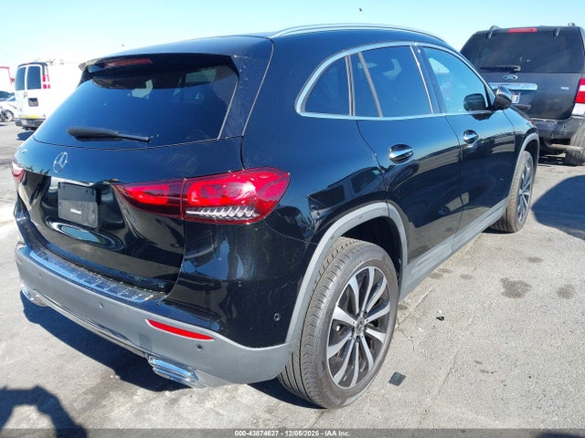 W1N4N4GB8PJ444614 Mercedes-Benz GLA 250