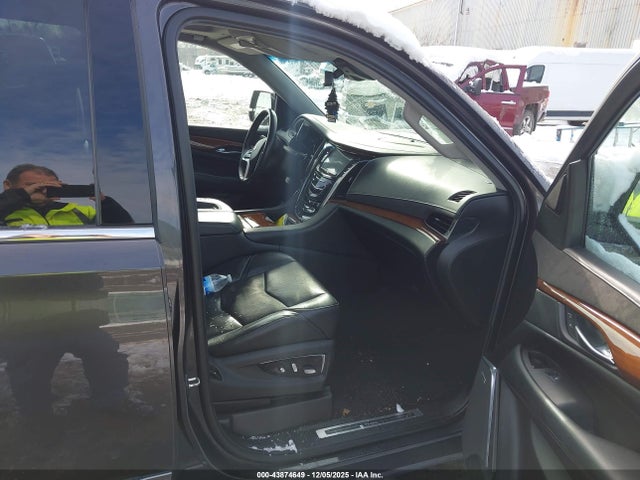 2017 CADILLAC ESCALADE 1GYS4CKJXHR363315 Photo 4