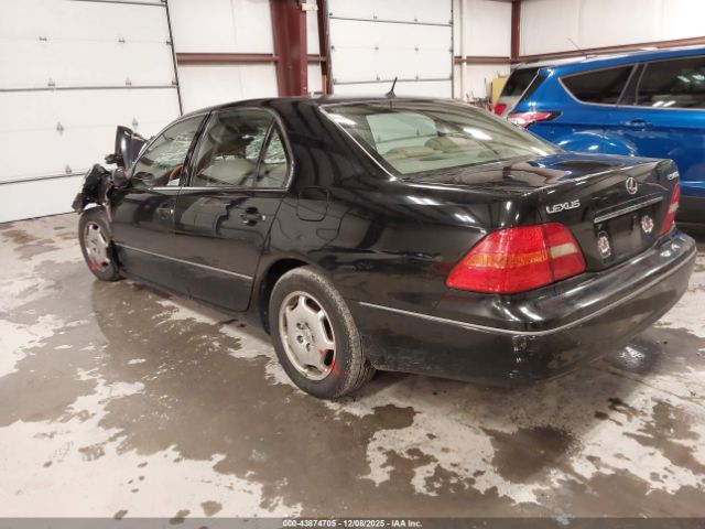 2002 LEXUS LS 430 JTHBN30F520091073 Photo 2