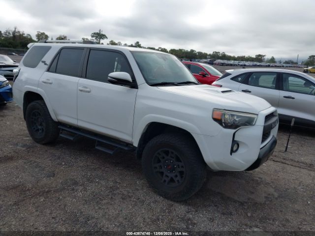 2018 TOYOTA 4RUNNER JTEBU5JR2J5595120