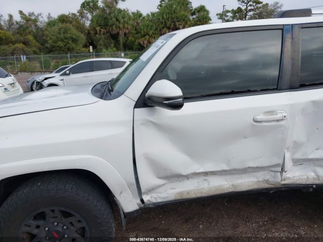 2018 TOYOTA 4RUNNER JTEBU5JR2J5595120 Photo 5
