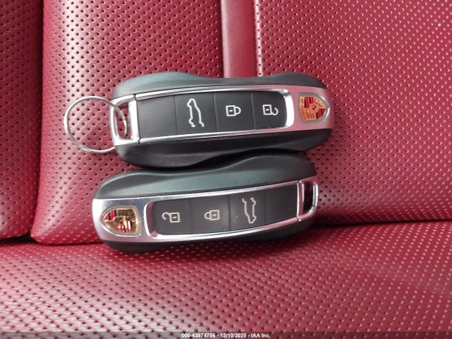 2023 PORSCHE CAYENNE WP1AB2AY5PDA14279 Photo 10